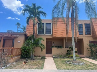 Lake Condo For Sale in Pembroke Pines, Florida