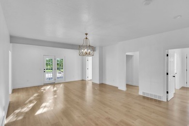 BIG PRICE REDUCTION *Green Belt with lower Taxes* Dont Miss Out - photo 9