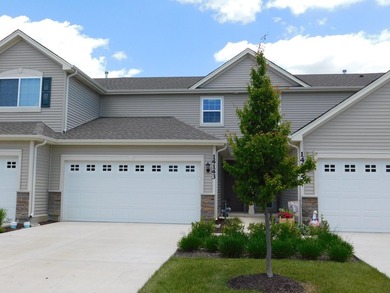 IMMEDIATE OCCUPANCY on this almost new 2 bedroom, 1.5 bath 2 - photo 3