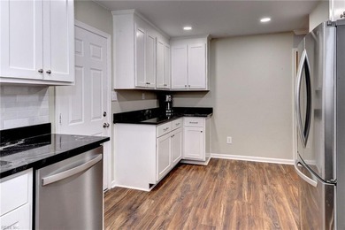 Beautiful 3 or 4 BR (bedroom 4 could be bonus room), nestled on - photo 9