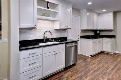 Beautiful 3 or 4 BR (bedroom 4 could be bonus room), nestled on - photo 10