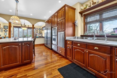 Golf Course Luxury Retreat Home, 4000 sq ft., with theatre room - photo 12