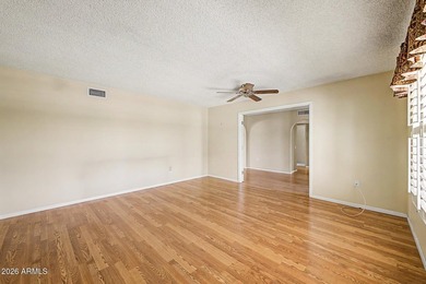 Single-level Del Webb home in Sun City, a 55+ active adult - photo 13
