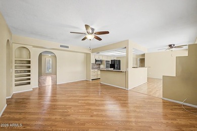 Single-level Del Webb home in Sun City, a 55+ active adult - photo 15