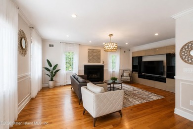 Welcome to 19 Ocean Road, located in the prestigious Dent Road - photo 15