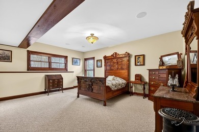 Golf Course Luxury Retreat Home, 4000 sq ft., with theatre room - photo 16