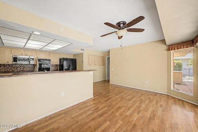 Single-level Del Webb home in Sun City, a 55+ active adult - photo 17