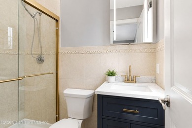 Welcome to 19 Ocean Road, located in the prestigious Dent Road - photo 22