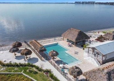 Gorgeous, nearly new 3 Bedroom, 2 Bath Home in the highly - photo 25
