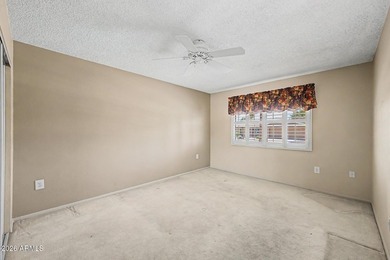 Single-level Del Webb home in Sun City, a 55+ active adult - photo 28