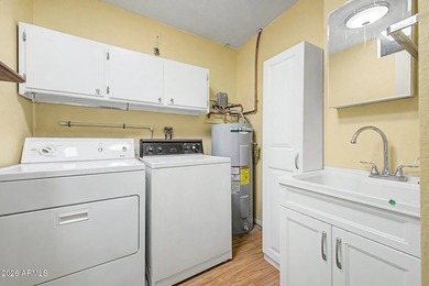 Single-level Del Webb home in Sun City, a 55+ active adult - photo 35
