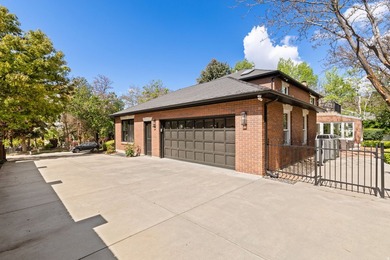 Enchanting classic brick Colonial set on a spacious estate lot - photo 35