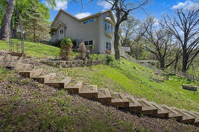 Golf Course Luxury Retreat Home, 4000 sq ft., with theatre room - photo 38