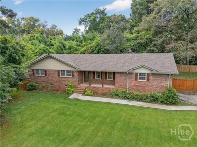 Lake Home For Sale in Hartwell, Georgia
