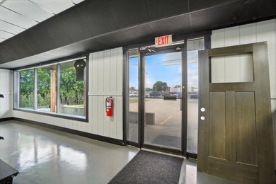Tremendous opportunity to own property in very close proximity - photo 9