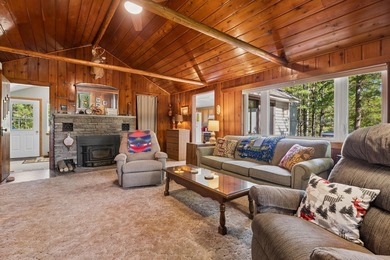 Well-maintained 2-bedroom, 1-bath home offering a beautiful lake - photo 4