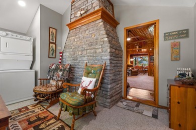 Well-maintained 2-bedroom, 1-bath home offering a beautiful lake - photo 8