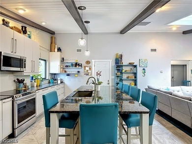 Nestled near the end of a cul-de-sac, this beautifully remodeled - photo 12