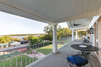 Welcome to your private retreat overlooking beautiful Lake - photo 12