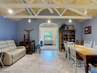 Nestled near the end of a cul-de-sac, this beautifully remodeled - photo 13