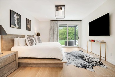 A buyers dream rooted in nature, enhanced by design. This modern - photo 14