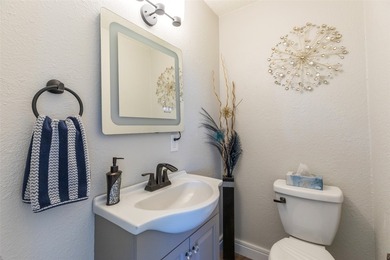 Welcome to your private retreat overlooking beautiful Lake - photo 14