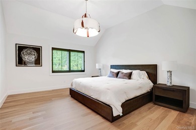 A buyers dream rooted in nature, enhanced by design. This modern - photo 17