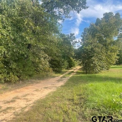 Absolutely Breathtaking Property! If you are looking for a large - photo 18