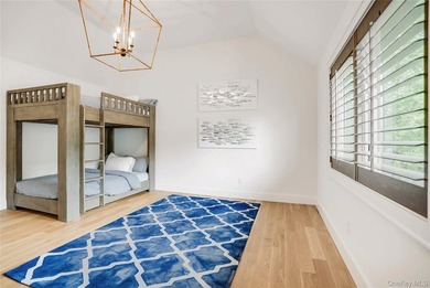A buyers dream rooted in nature, enhanced by design. This modern - photo 19