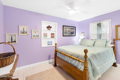 Canalfront 4-bedroom home situated on a private lot in Pine - photo 22