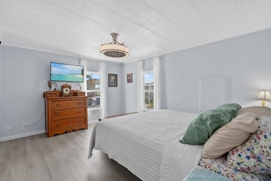 Welcome to Paradise!! Harbor Cove is a premier 55+ WATERFRONT - photo 22