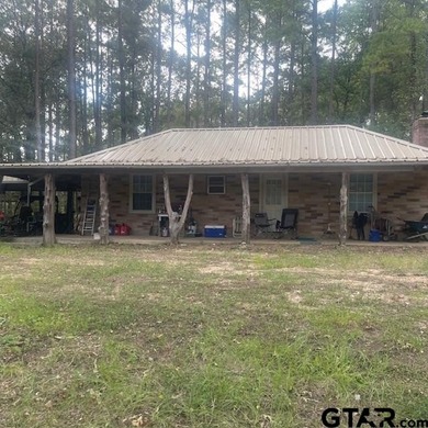 Absolutely Breathtaking Property! If you are looking for a large - photo 28