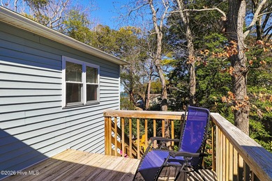 Canalfront 4-bedroom home situated on a private lot in Pine - photo 29
