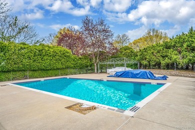 Welcome to easy living in the highly sought after Fox Meadow - photo 30