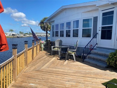 Welcome to Paradise!! Harbor Cove is a premier 55+ WATERFRONT - photo 31