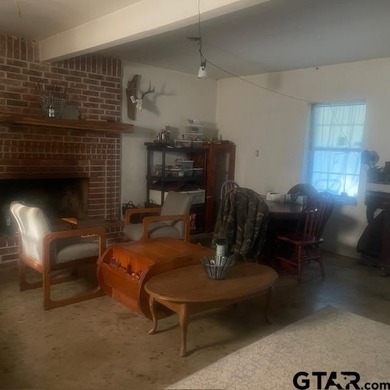 Absolutely Breathtaking Property! If you are looking for a large - photo 32