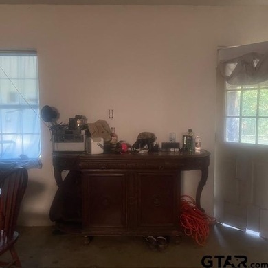 Absolutely Breathtaking Property! If you are looking for a large - photo 34