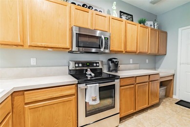 Amazing community and location! This well maintained 2 bedroom - photo 38