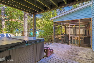 Canalfront 4-bedroom home situated on a private lot in Pine - photo 40