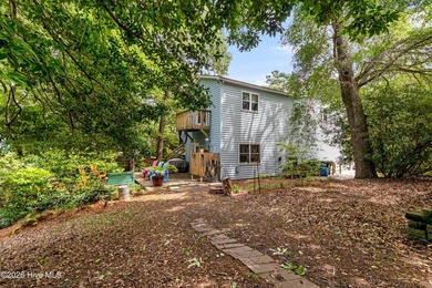 Canalfront 4-bedroom home situated on a private lot in Pine - photo 47