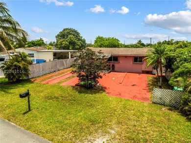 Spacious 3-bedroom, 2-bath home located in a desirable West - photo 3