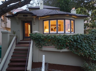 Welcome to 538 Weldon Avenue. This captivating 3-bedroom, 1-bath - photo 4