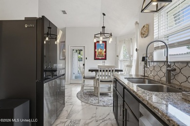 Welcome to 309 Woodcrest... a home in Long Beach so perfect that - photo 11