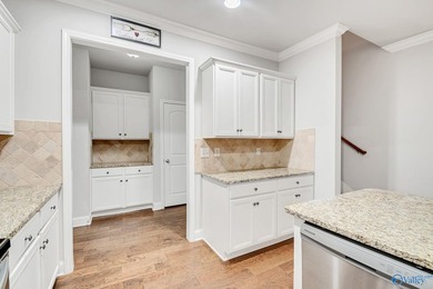 WELCOME HOME! This townhome is in the BEAUTIFUL Lake Forest - photo 12