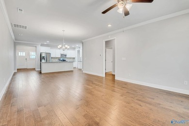 WELCOME HOME! This townhome is in the BEAUTIFUL Lake Forest - photo 18