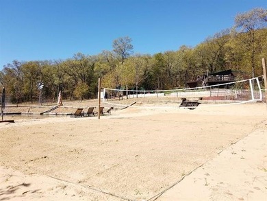 6.88-acre recreational property featuring a private pond, sand - photo 19