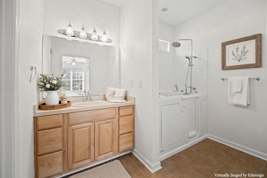 Rare multi-generational layout on a half-acre lot in Myrtle - photo 21