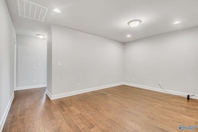 WELCOME HOME! This townhome is in the BEAUTIFUL Lake Forest - photo 23