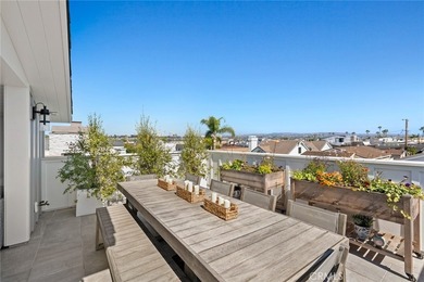 Indulge in luxurious coastal living with this fully furnished - photo 29