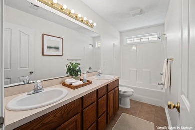 Rare multi-generational layout on a half-acre lot in Myrtle - photo 31